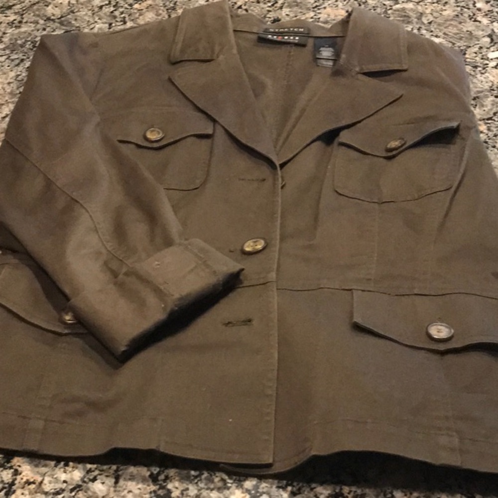 Laser tape jacket with buttons and four pockets